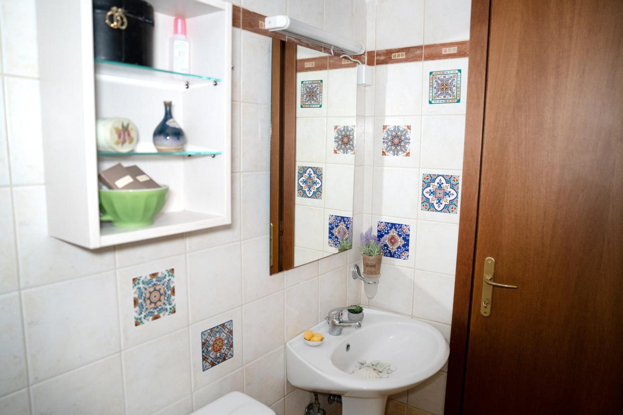 Artistic 1 Apartment アフィトス エクステリア 写真