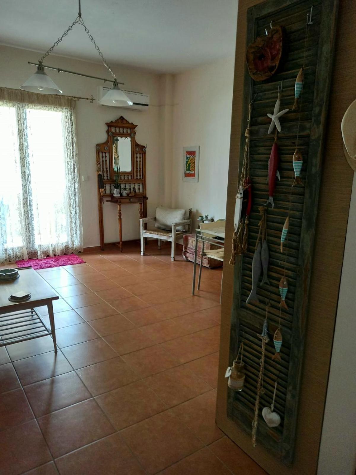 Artistic 1 Apartment アフィトス 部屋 写真